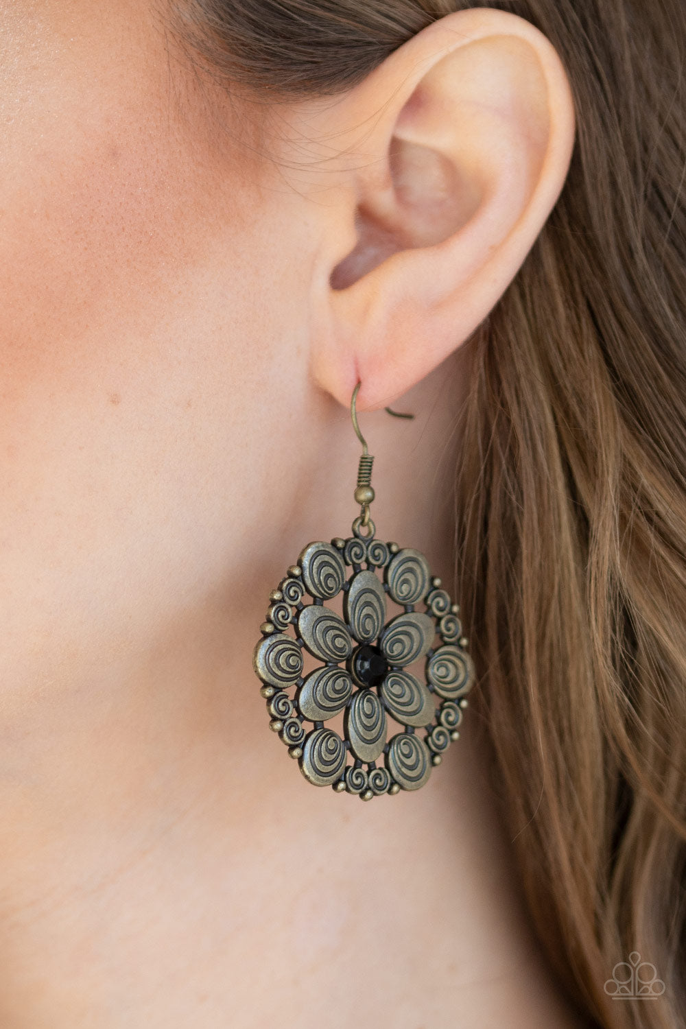 Paparazzi ♥ Grove Groove - Black ♥ Earrings
