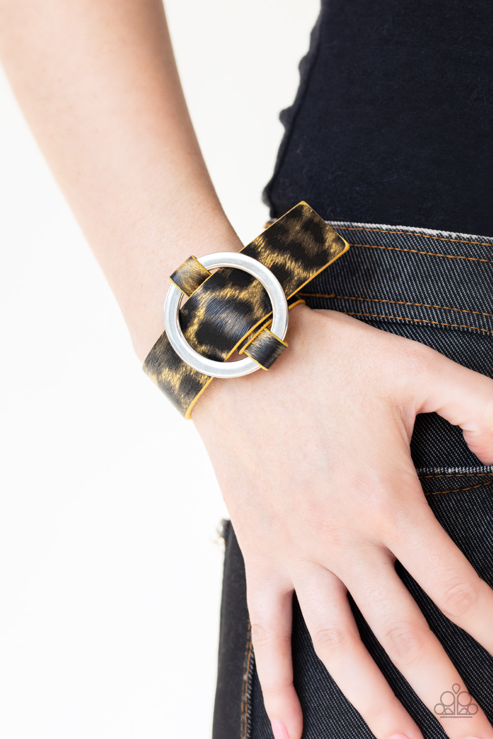Paparazzi ♥ Jungle Cat Couture - Yellow ♥ Bracelet