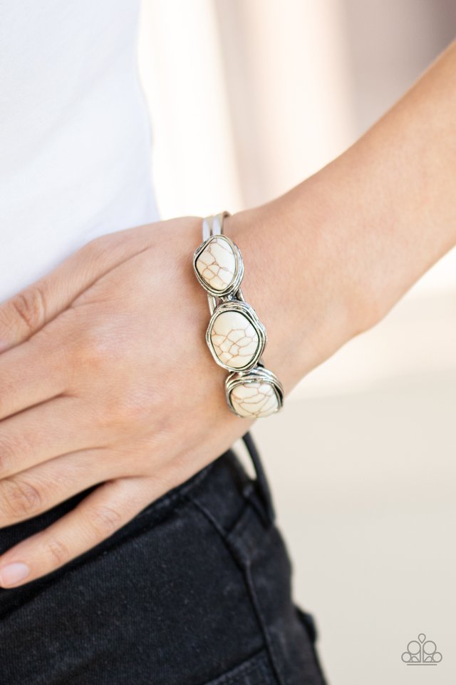 Paparazzi ♥ Stone Shop - White ♥ Bracelet