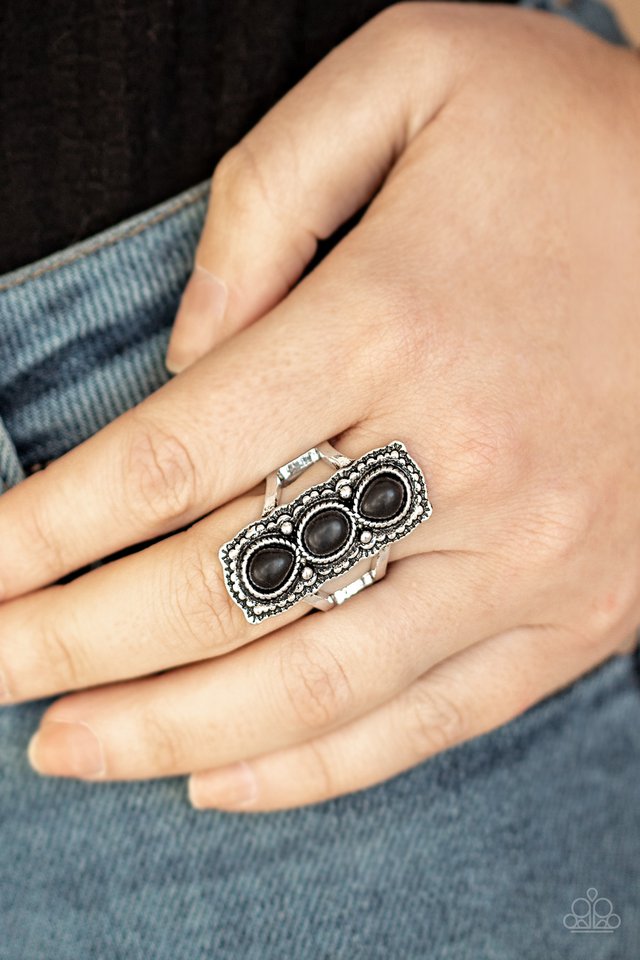 Paparazzi ♥ Desert Destiny - Black ♥ Ring