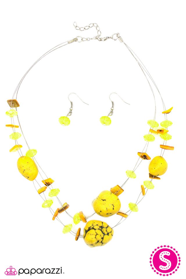 Paparazzi ♥ Adorably Artisan - Yellow ♥ Necklace