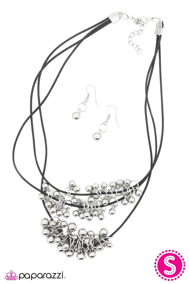 Paparazzi ♥ First Come, First Serve - Silver ♥ Necklace