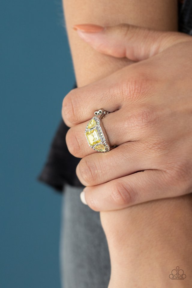 Paparazzi ♥ Royal Riches - Yellow ♥ Ring
