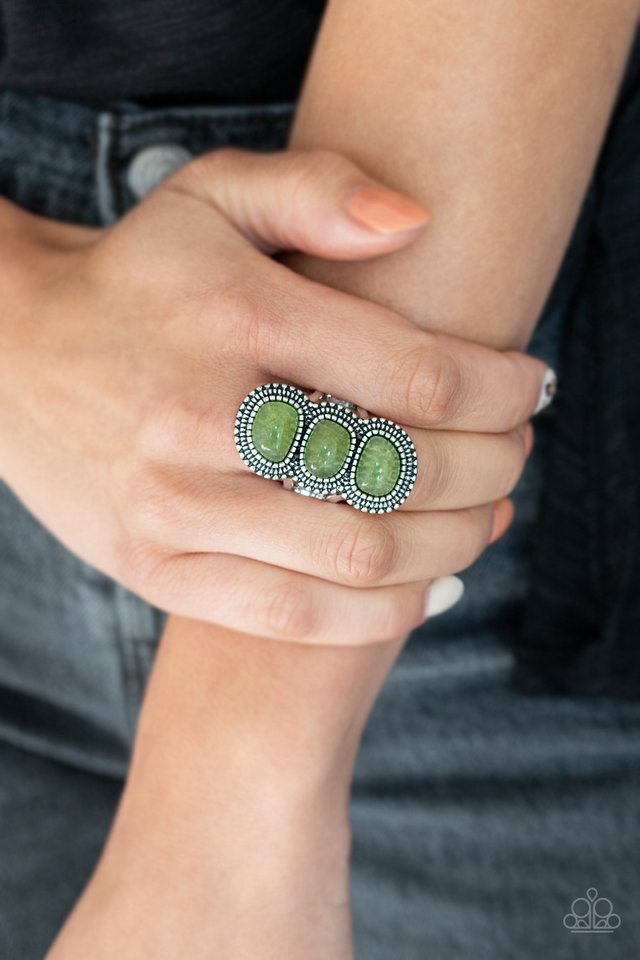 Paparazzi ♥ Radiant Rubble - Green ♥ Ring