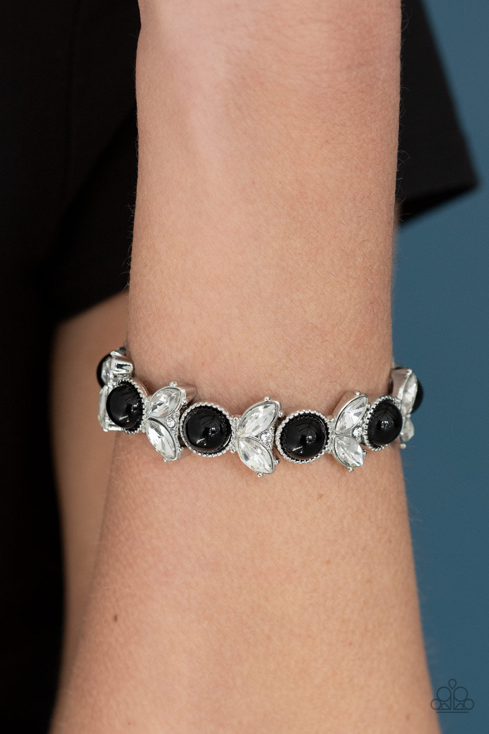 Paparazzi ♥ Opulent Oasis - Black ♥ Bracelet