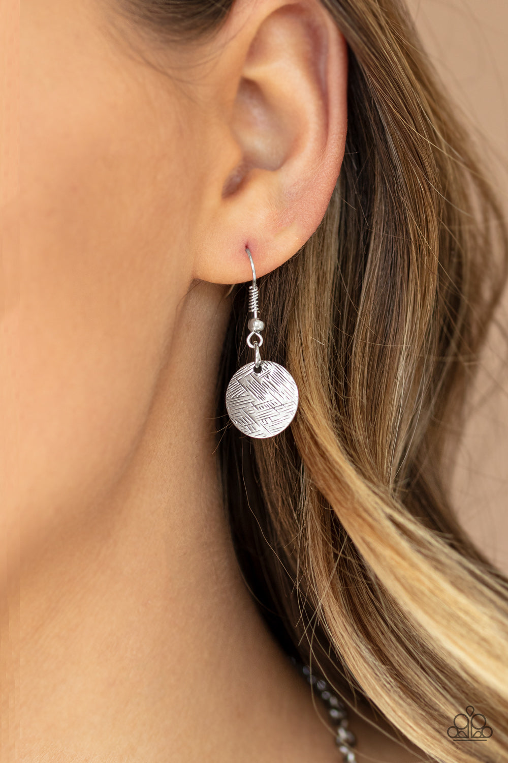 Paparazzi ♥ Trailblazing Trinket - Silver ♥ Necklace