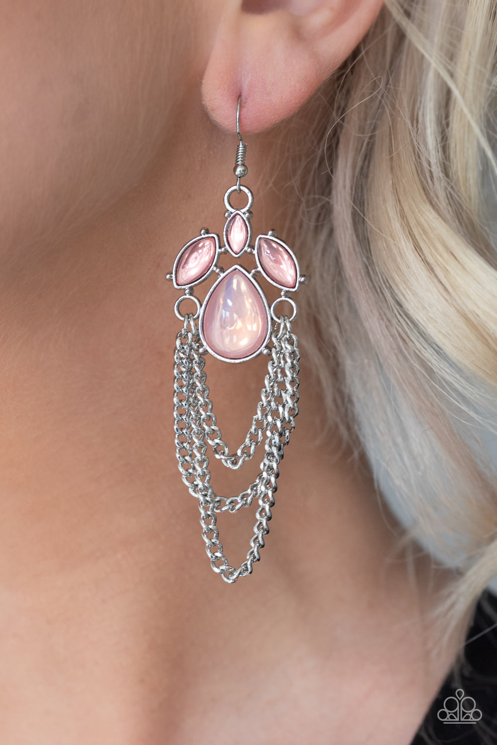 Paparazzi ♥ Opalescence Essence - Pink ♥ Earrings