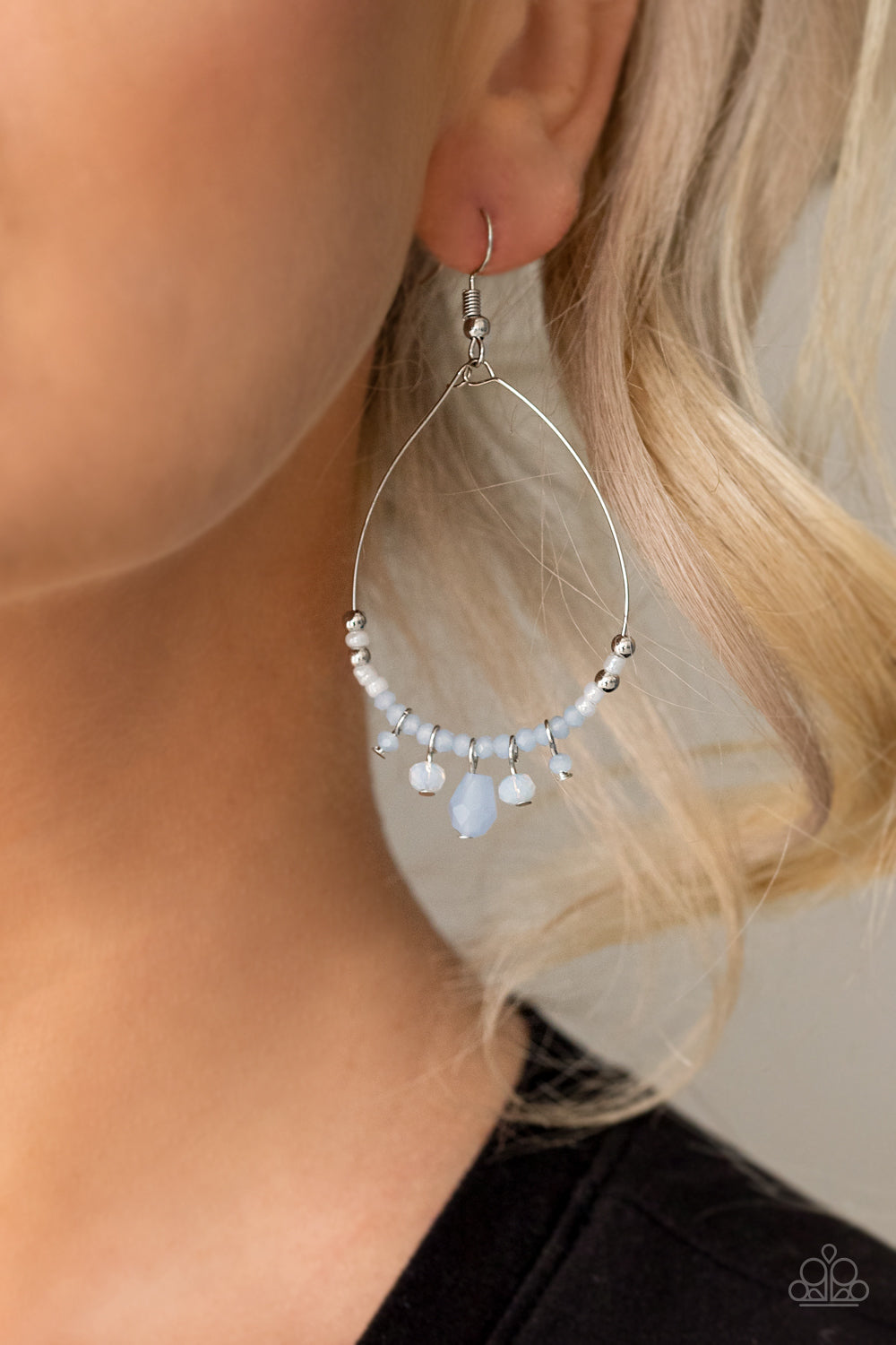 Paparazzi ♥ Exquisitely Ethereal - Blue ♥ Earrings