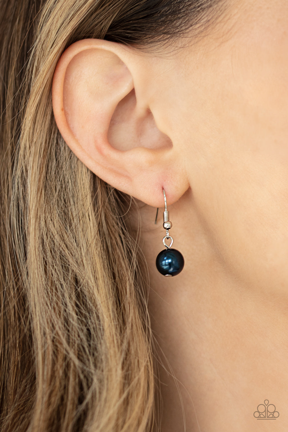 Paparazzi ♥ Rich Girl Refinement - Blue ♥ Necklace