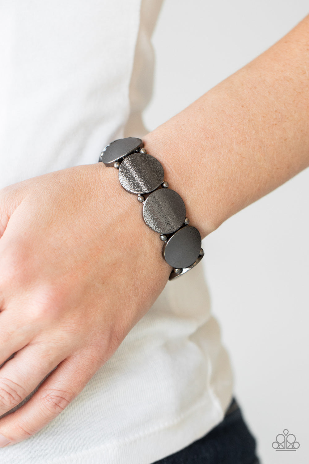 Paparazzi ♥ Metallic Spotlight - Black ♥ Bracelet