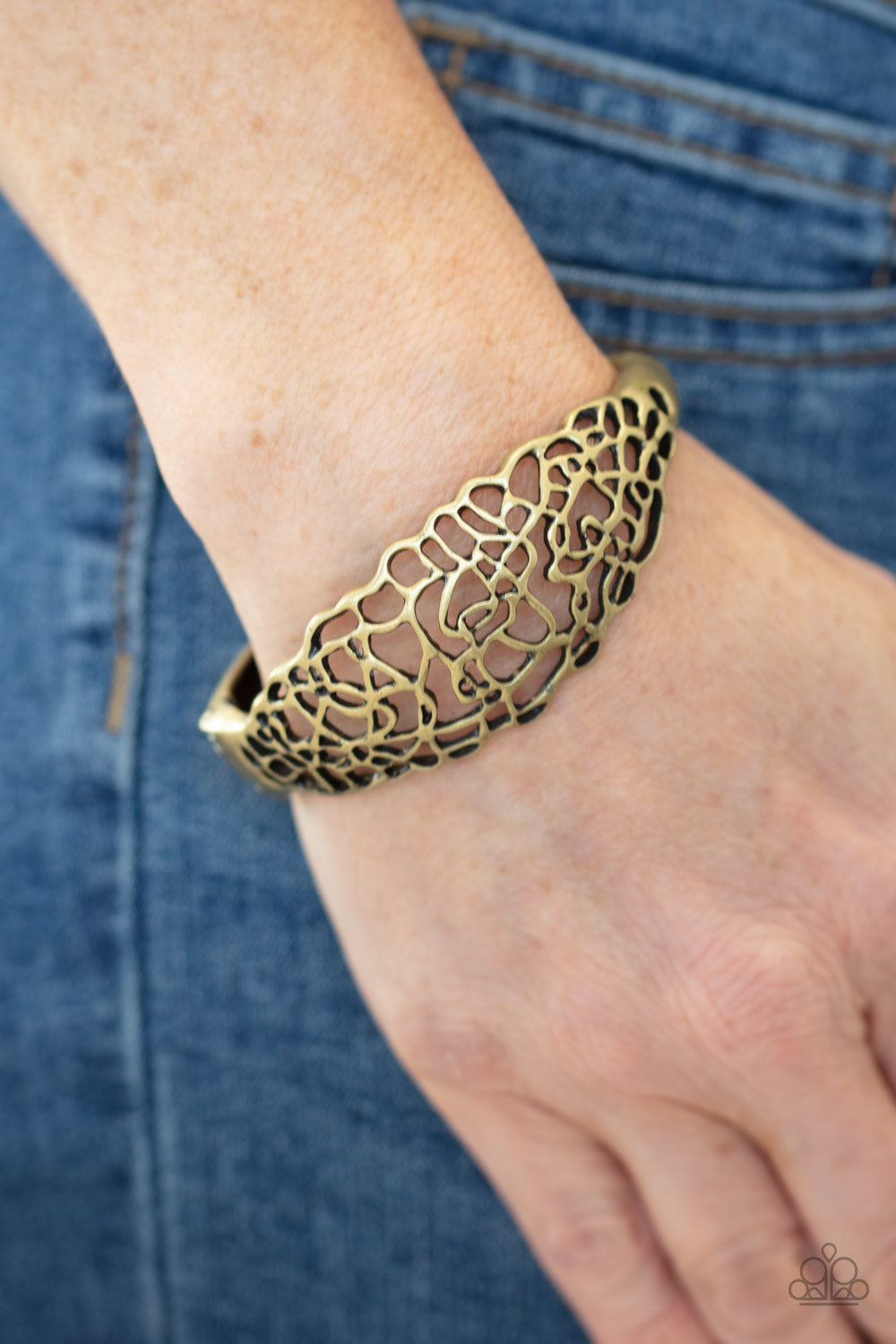 Paparazzi ♥ Airy Asymmetry - Brass ♥ Bracelet