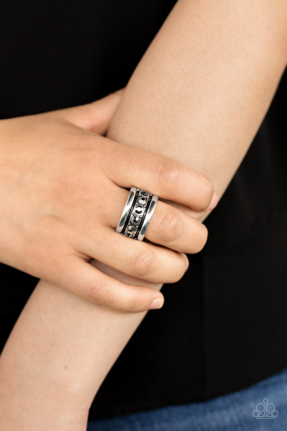 Paparazzi ♥ Dauntless Shine - Silver ♥ Ring