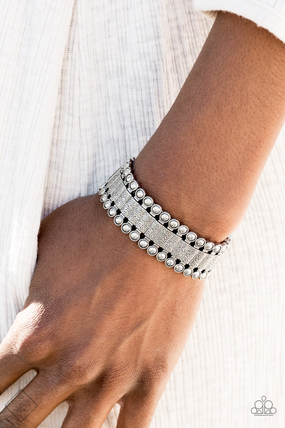 Paparazzi ♥ Rustic Rhythm - Silver ♥ Bracelet