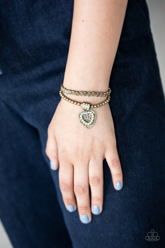 Paparazzi ♥ Think With Your Heart - Brass ♥ Bracelet