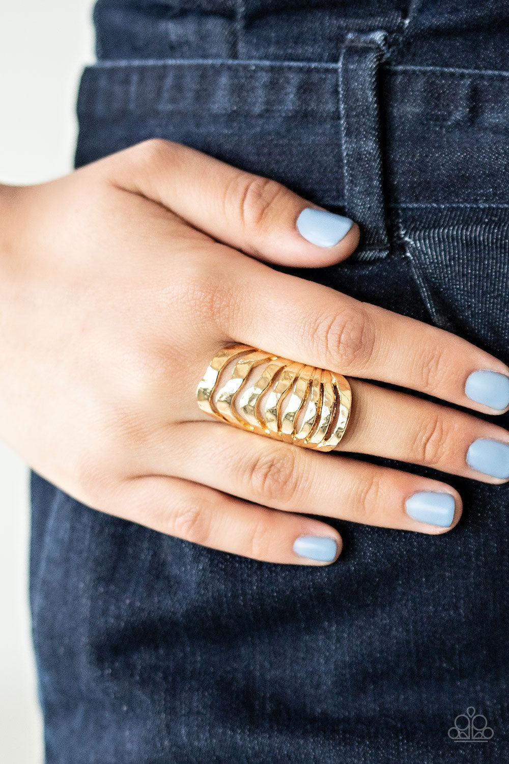 Paparazzi ♥ Sound Waves - Gold ♥ Ring