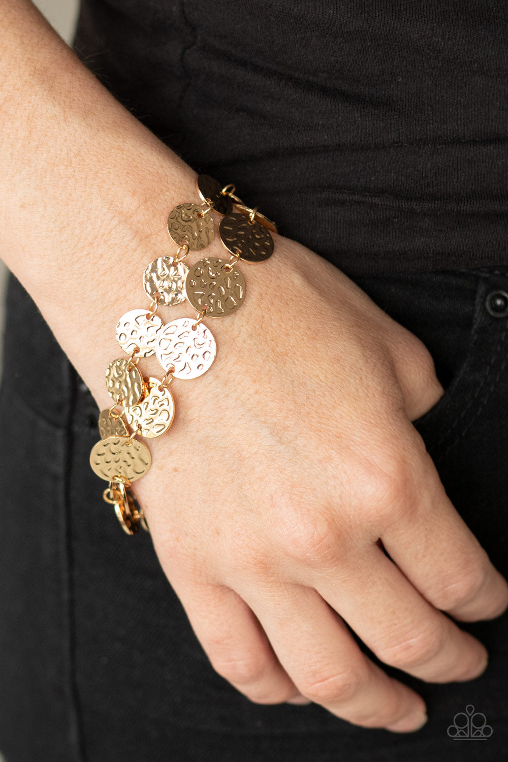 Paparazzi ♥ Rooted To The SPOTLIGHT - Gold ♥ Bracelet