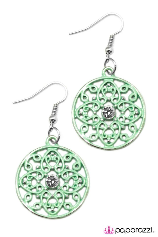 Paparazzi ♥ Due West - Green ♥ Earrings