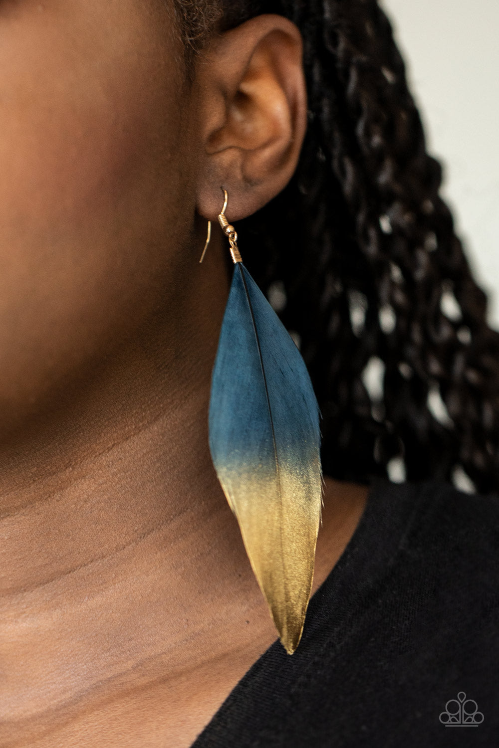 Paparazzi ♥ Fleek Feathers - Blue ♥ Earrings