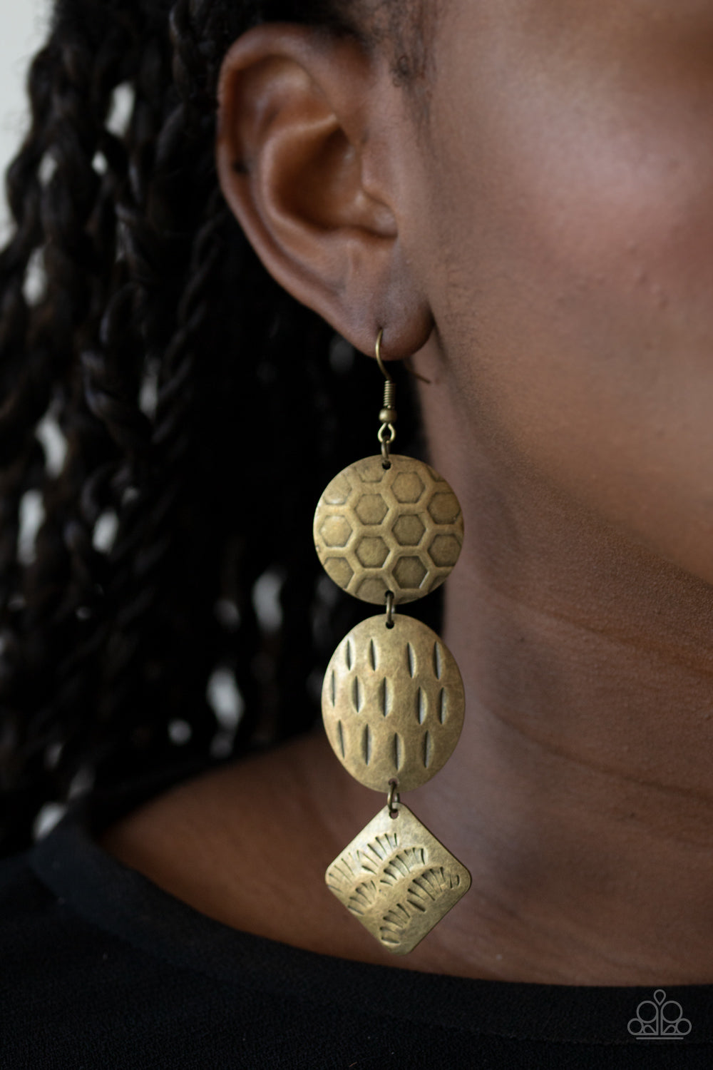 Paparazzi ♥ Mixed Movement - Brass ♥ Earrings