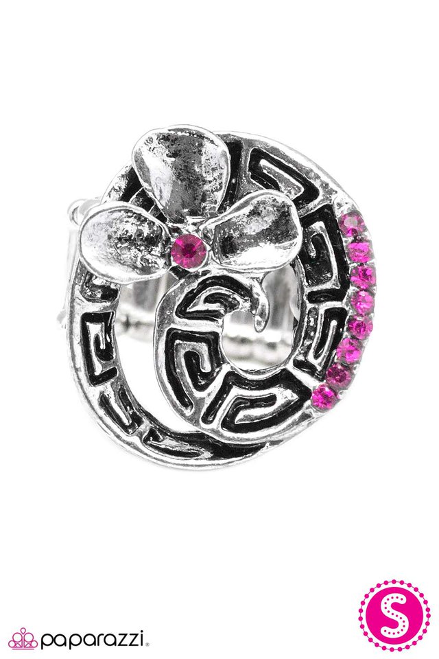 Paparazzi ♥ At the End Of the Road - Pink ♥ Ring