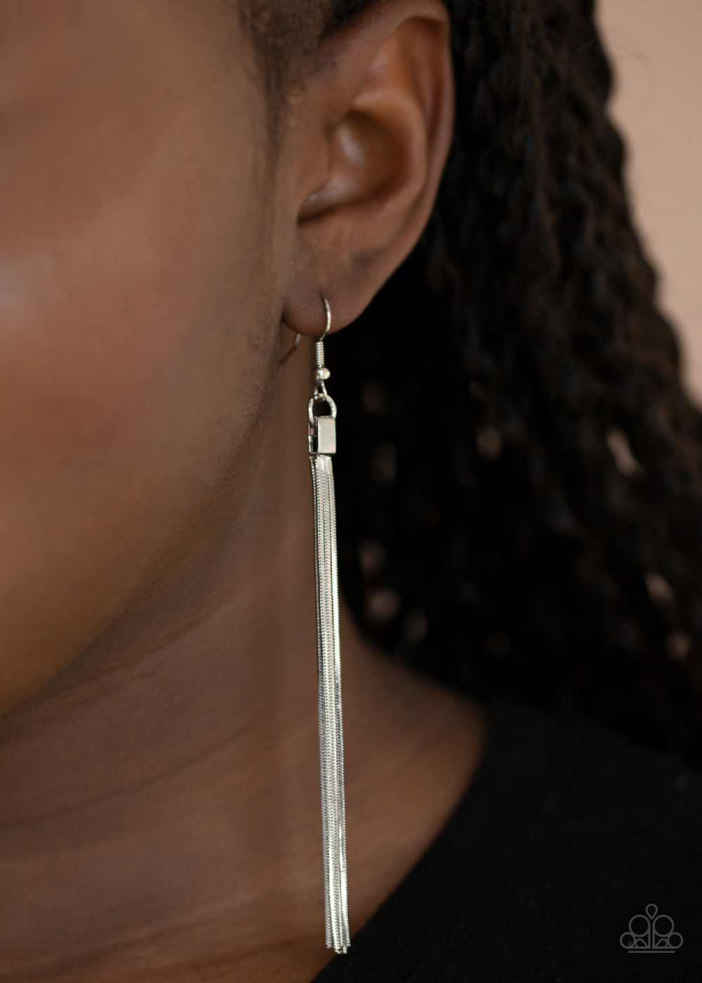 Paparazzi ♥ Swing Into Action - Silver ♥ Earrings