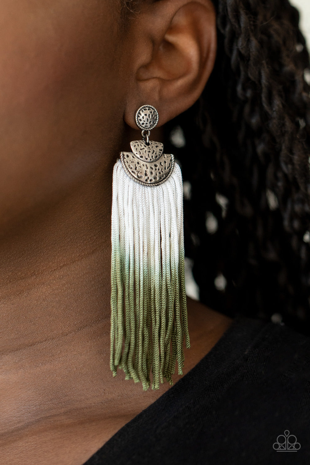 Paparazzi ♥ DIP It Up - Green ♥ Earrings