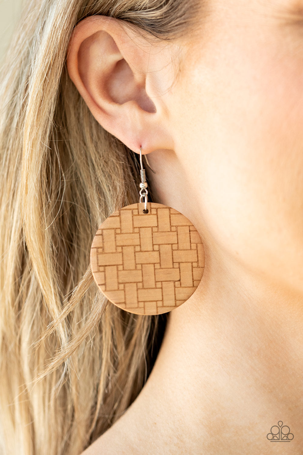 Paparazzi ♥ Natural Novelty - Brown ♥ Earrings