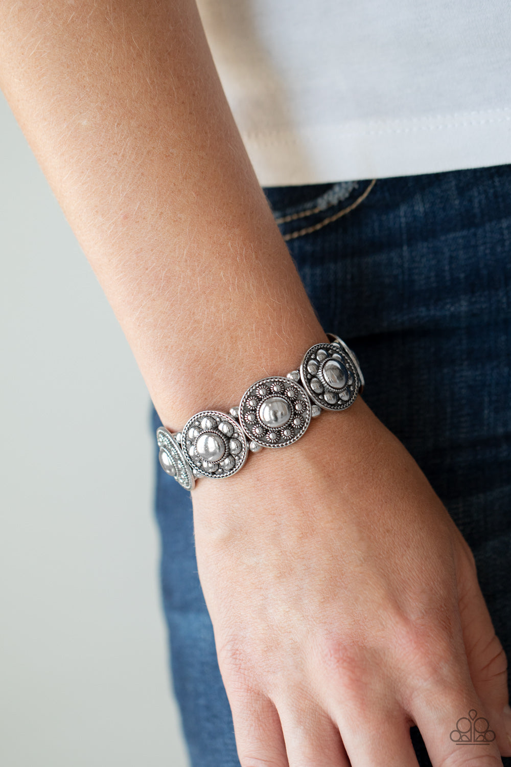 Paparazzi ♥ Rural Fields - Silver ♥ Bracelet