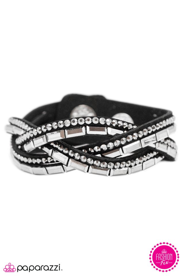 Paparazzi ♥ The Wow Factor - Black ♥ Bracelet