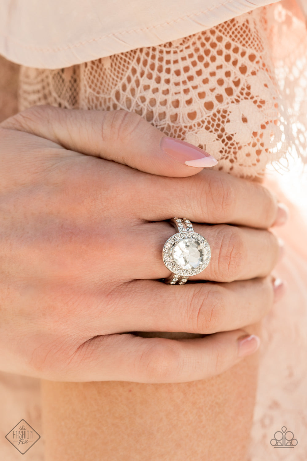 Paparazzi ♥ Unstoppable Sparkle - White ♥ Ring