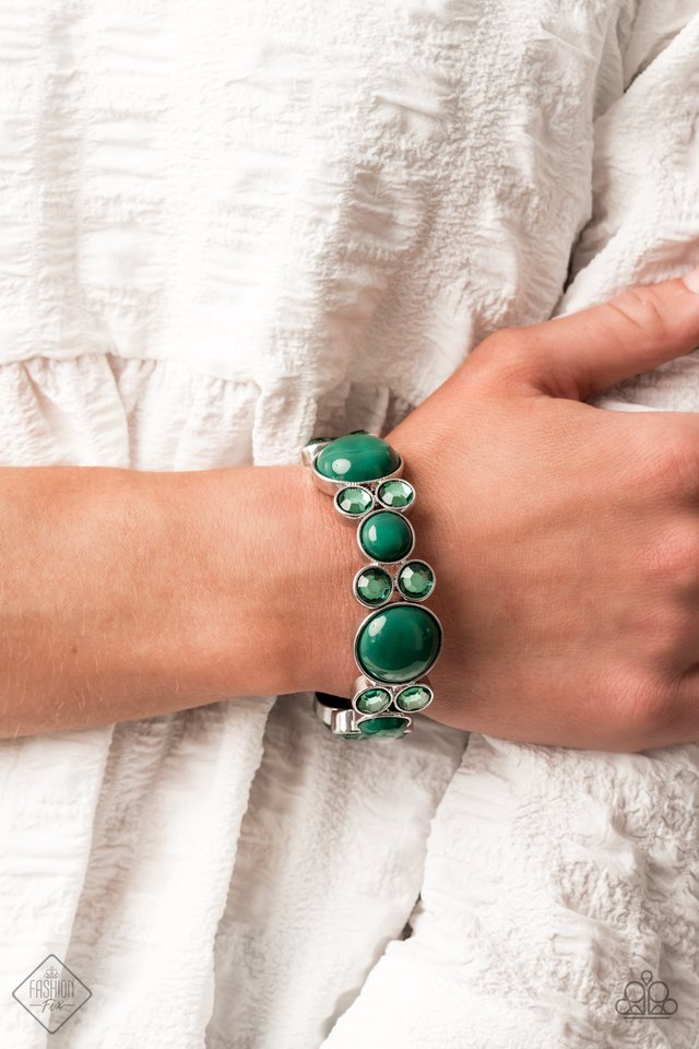 Paparazzi ♥ Celestial Escape - Green ♥ Bracelet