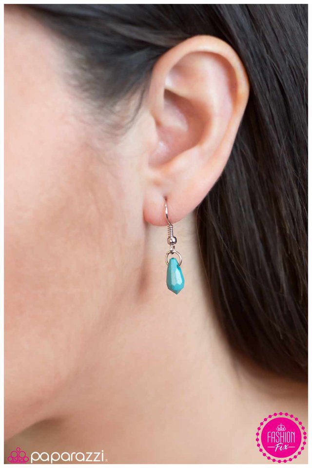 Paparazzi ♥ Down to Earth - Blue ♥ Necklace