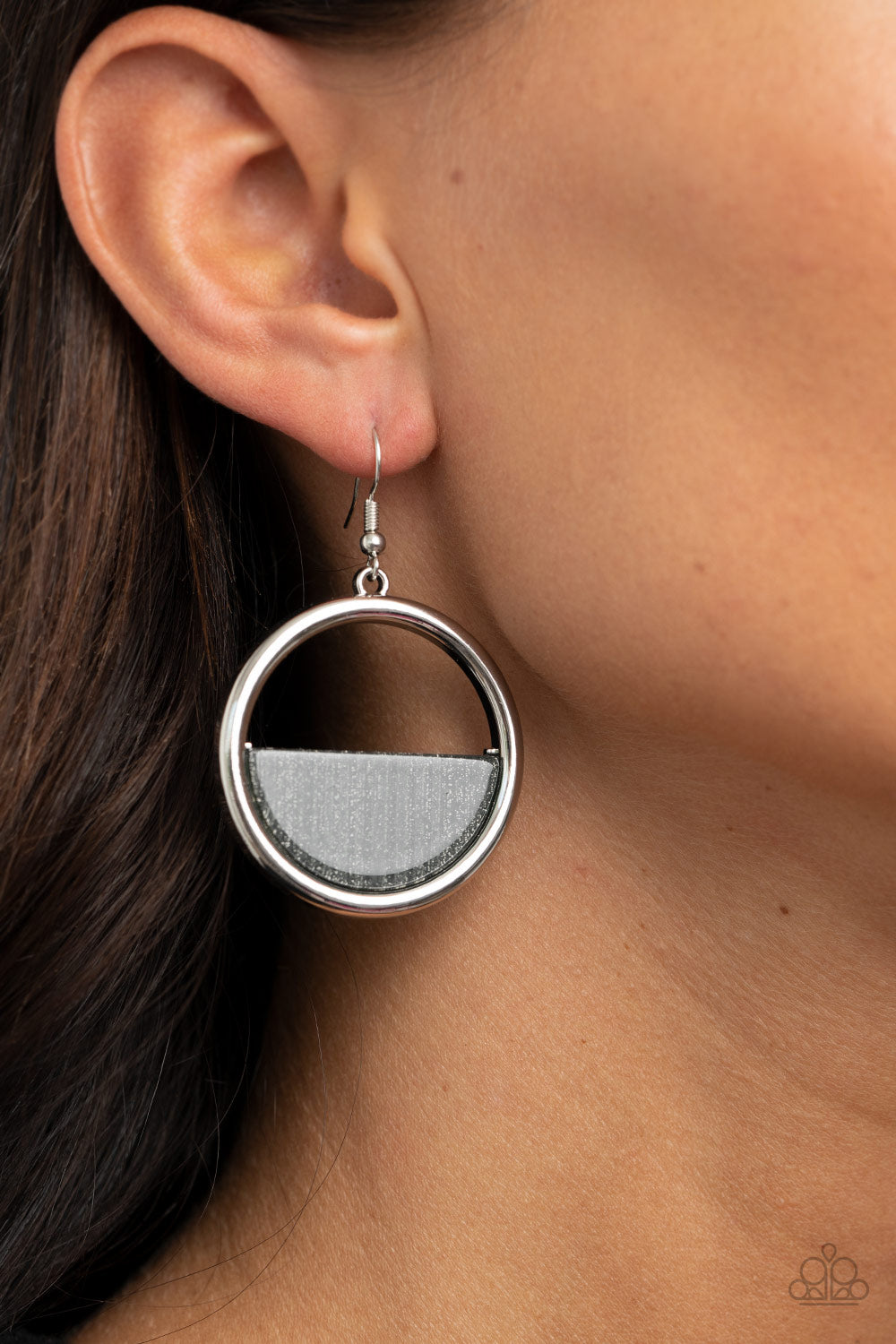 Paparazzi ♥ Stuck in Retrograde - Silver ♥ Earrings