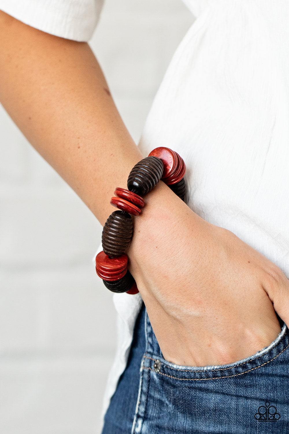 Paparazzi ♥ Caribbean Castaway - Red ♥ Bracelet