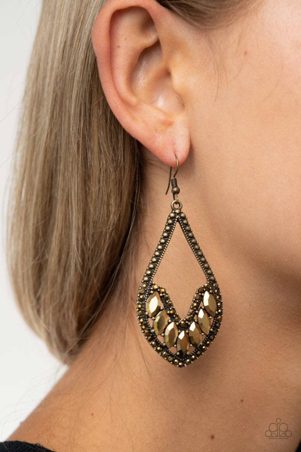 Paparazzi ♥ Ethereal Expressions - Brass ♥ Earrings