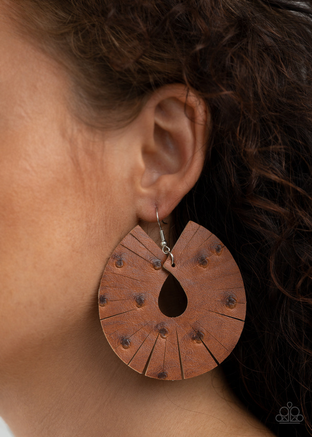 Paparazzi ♥ Palm Islands - Brown ♥ Earrings