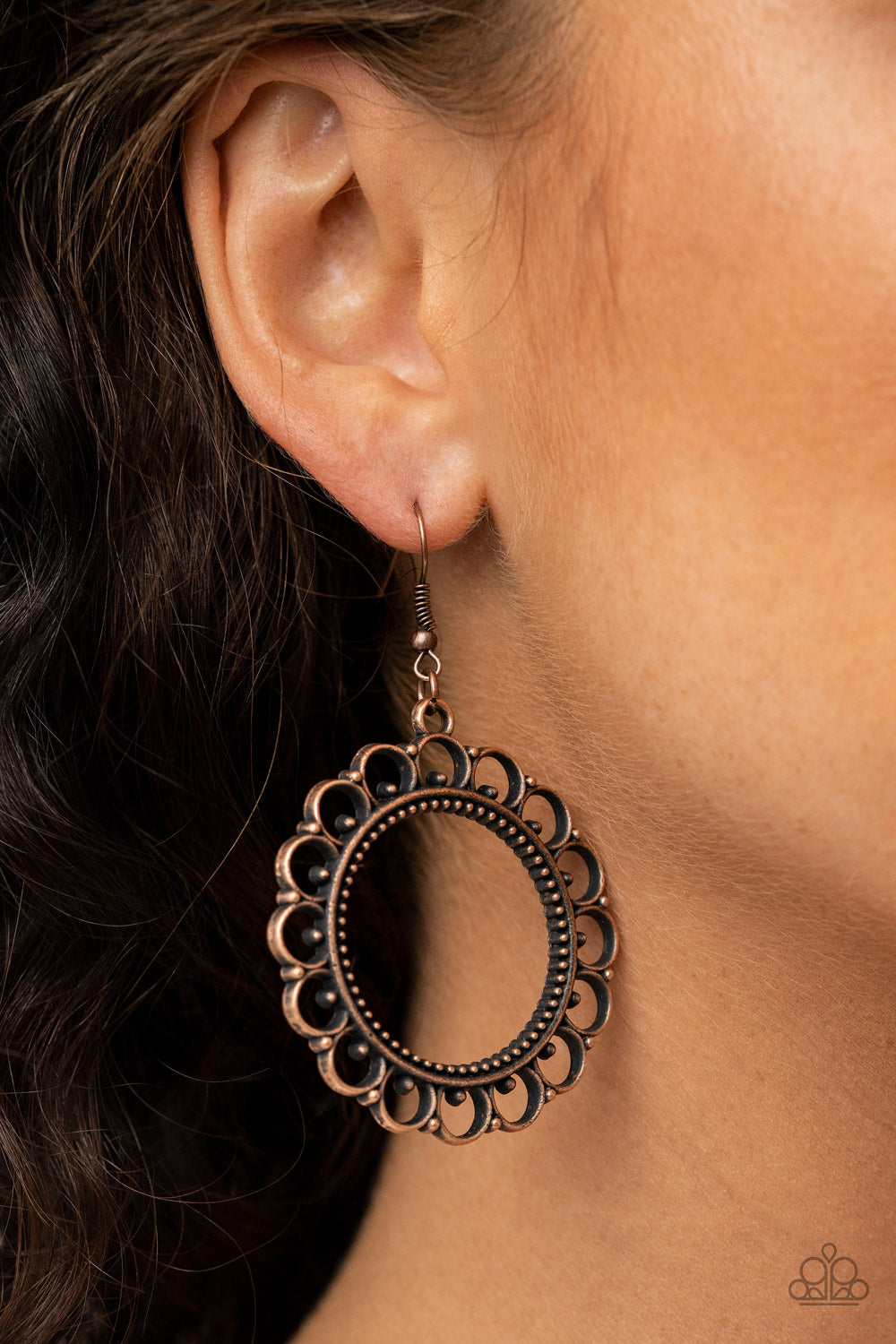 Paparazzi ♥ Sun Lounge - Copper ♥ Earrings