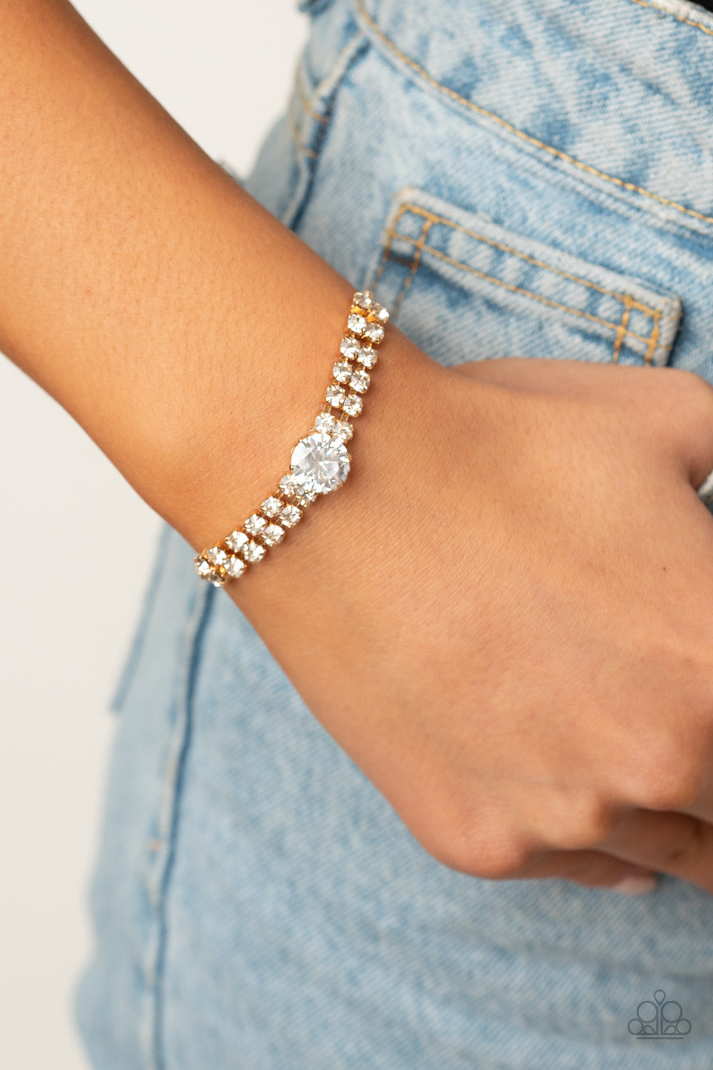 Paparazzi ♥ Gorgeously Glitzy - Gold ♥ Bracelet