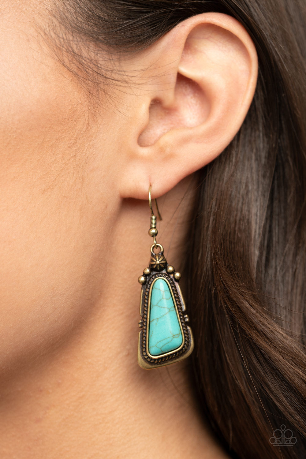 Paparazzi ♥ Sahara Solitude - Brass ♥ Earrings