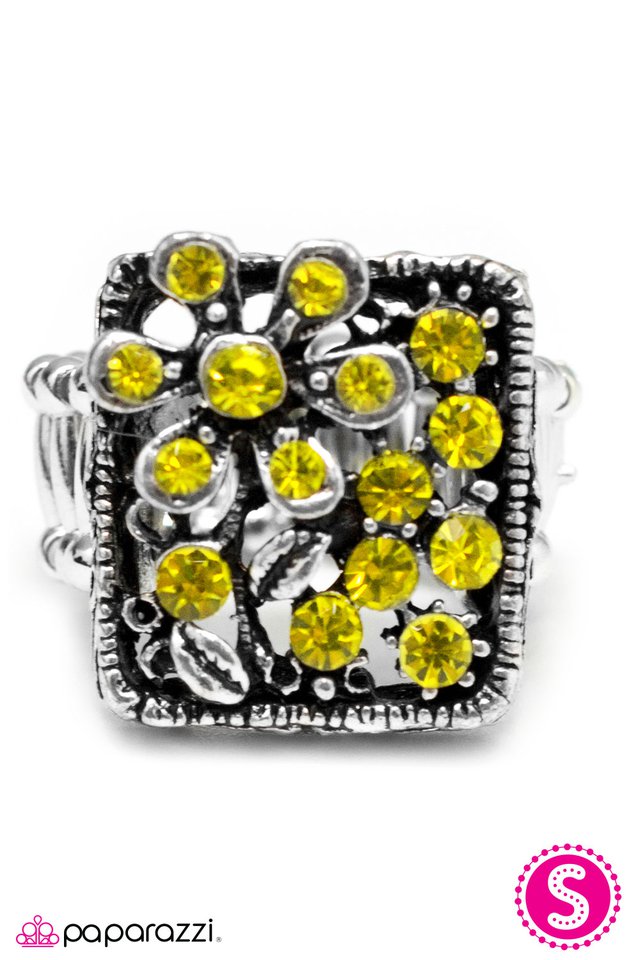 Paparazzi ♥ Lemon Fever - Yellow ♥ Ring