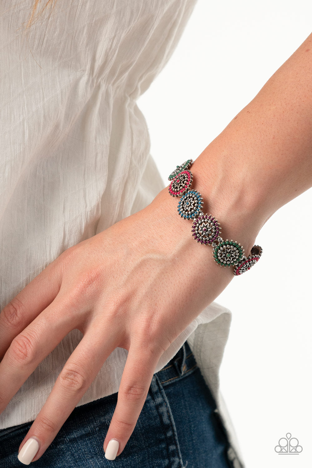 Paparazzi ♥ Bohemian Flowerbed - Multi ♥ Bracelet