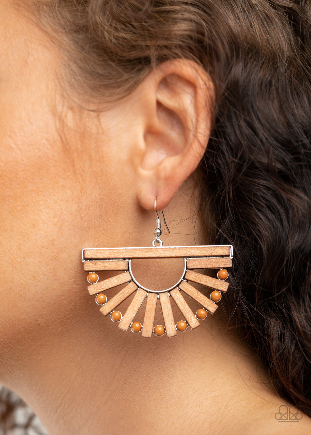 Paparazzi ♥ Wooden Wonderland - Brown ♥ Earrings
