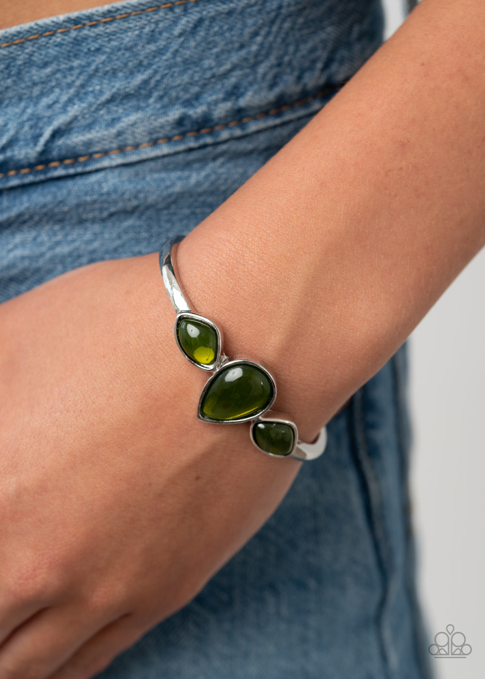 Paparazzi ♥ Boho Beach Babe - Green ♥ Bracelet