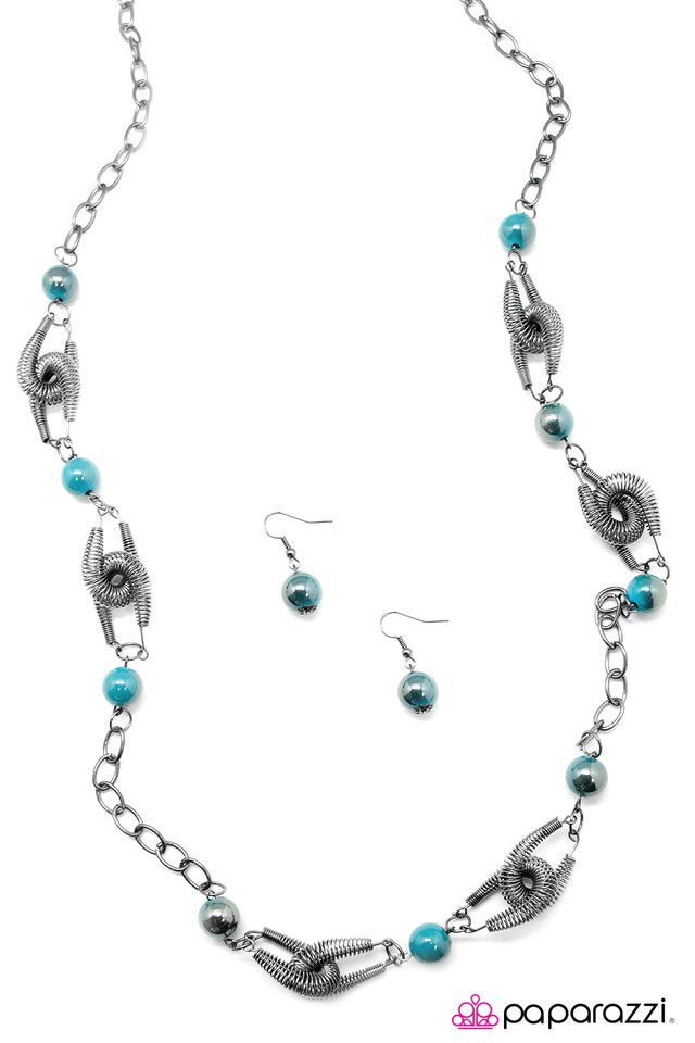 Paparazzi ♥ A Spring In My Step - Blue ♥ Necklace