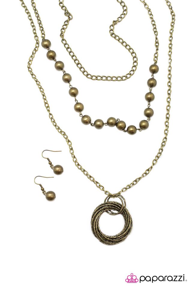 Paparazzi ♥ Endless Possibilities - Brass ♥ Necklace