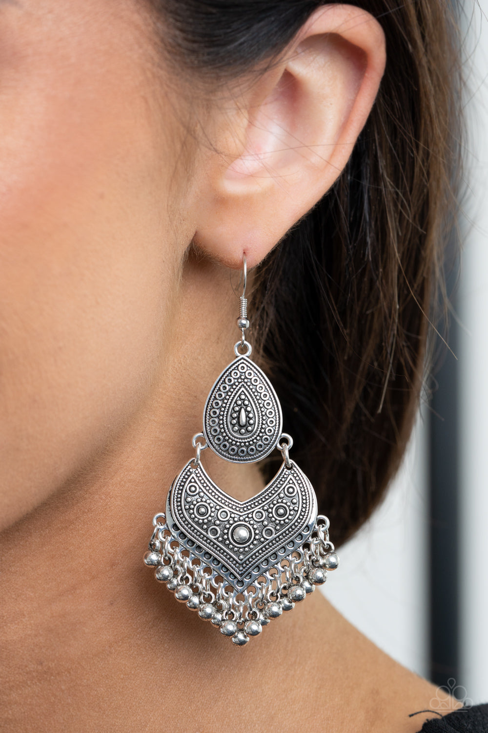 Paparazzi ♥ Music To My Ears - Silver ♥ Earrings