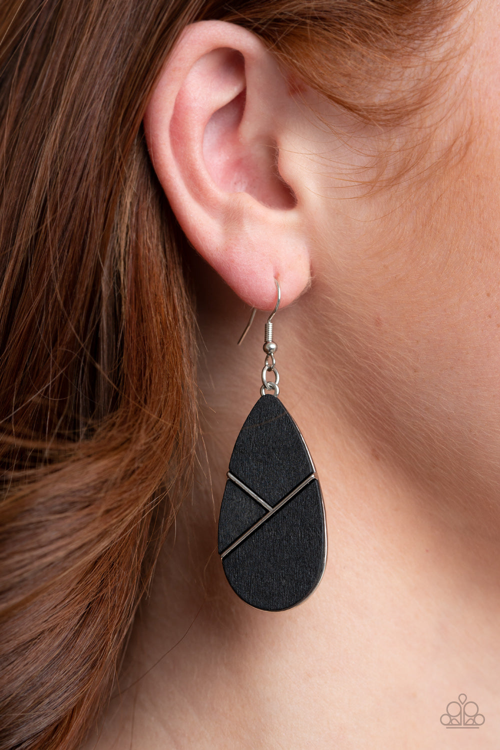Paparazzi ♥ Sequoia Forest - Black ♥ Earrings