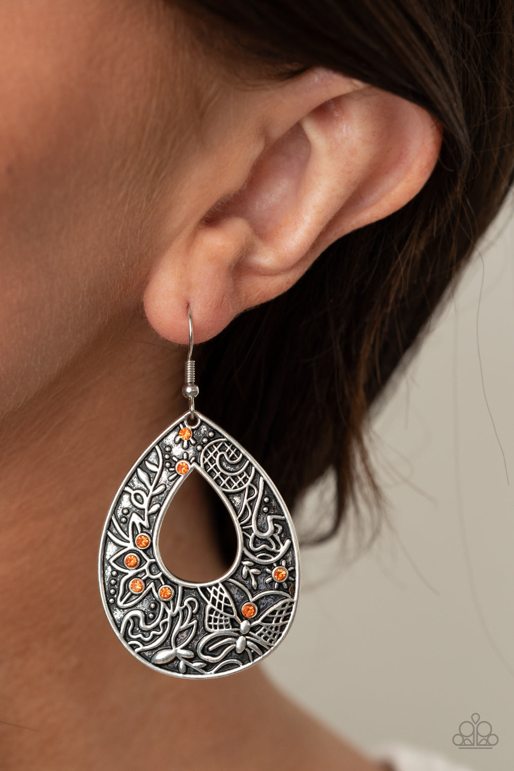 Paparazzi ♥ Botanical Butterfly - Orange ♥ Earrings