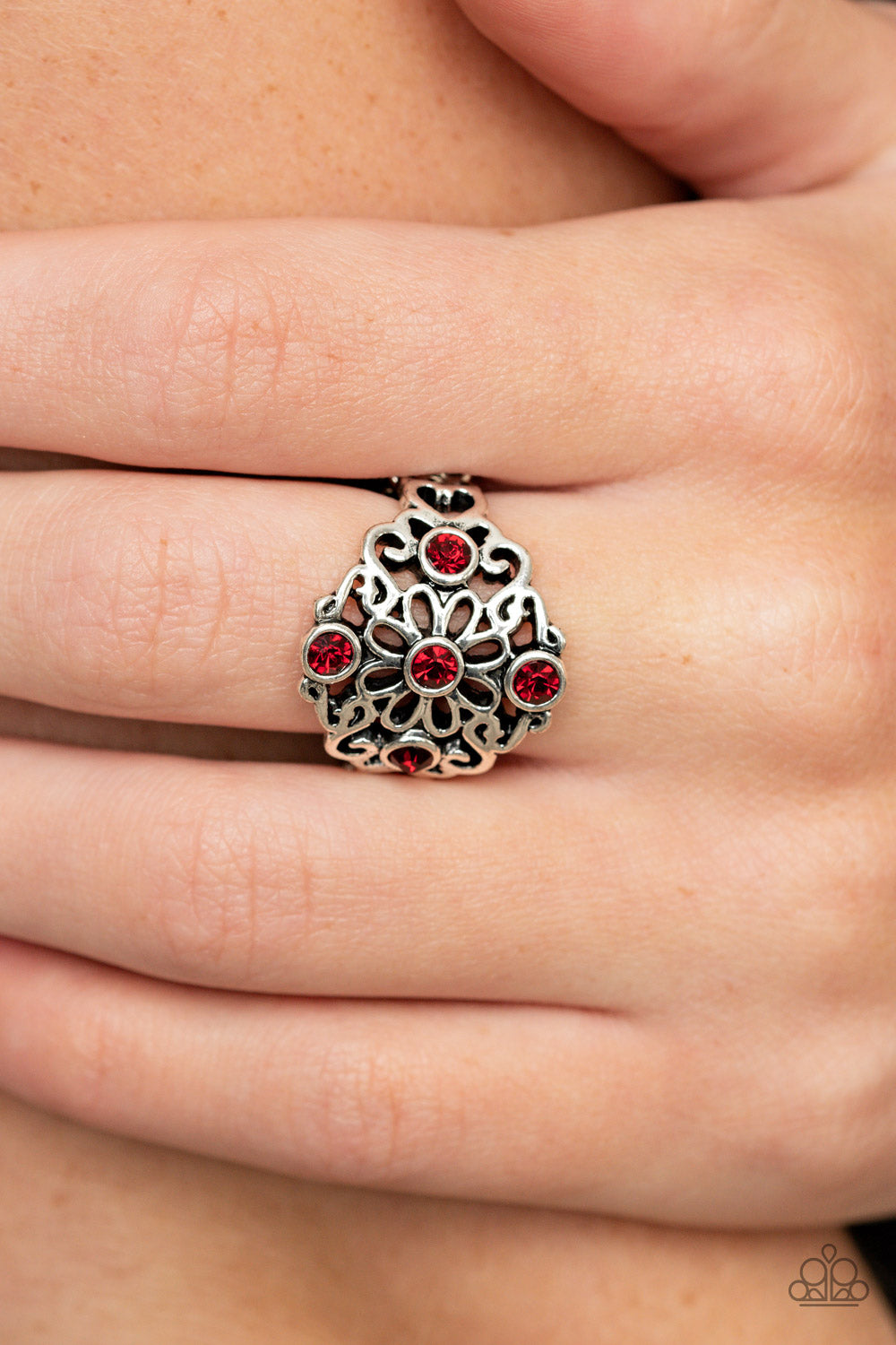 Paparazzi ♥ One DAISY At A Time - Red ♥ Ring