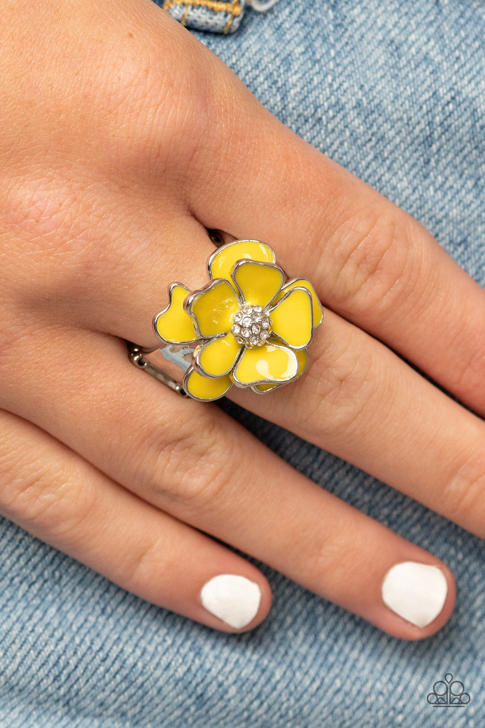 Paparazzi ♥ Hibiscus Holiday - Yellow ♥ Ring